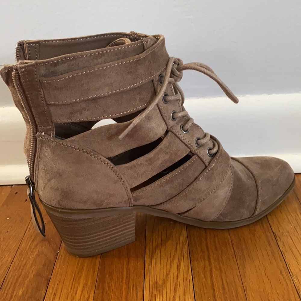 Universal Thread booties - Picture 4 of 6